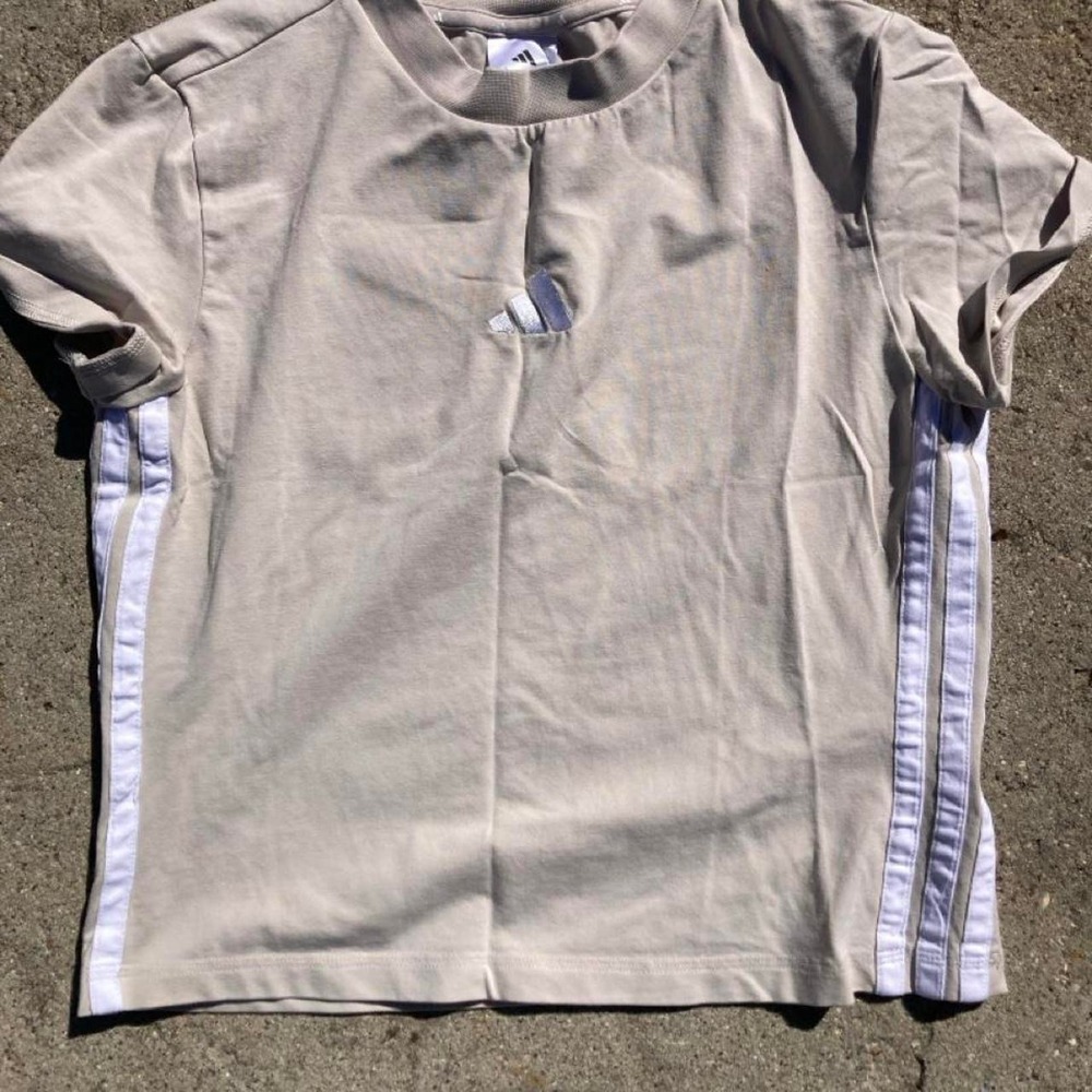 Adidas beige & white  snug fit t-shirt in a L sports workout